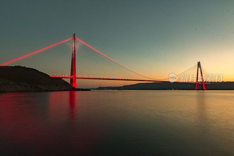 亚武兹苏丹塞利姆桥 ， 伊斯坦布尔